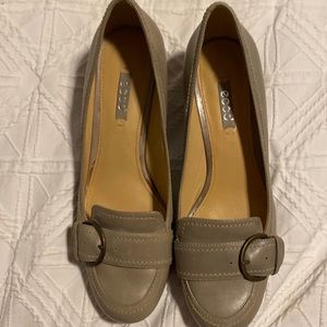 Ecco, size 9, brand new, stylish, neutral beige, leather heels. So comfortable